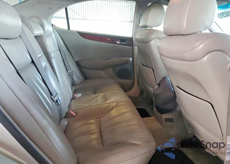 2002 Lexus Es 300 z USA, uszkodzony, nr VIN JTHBF30G820076492